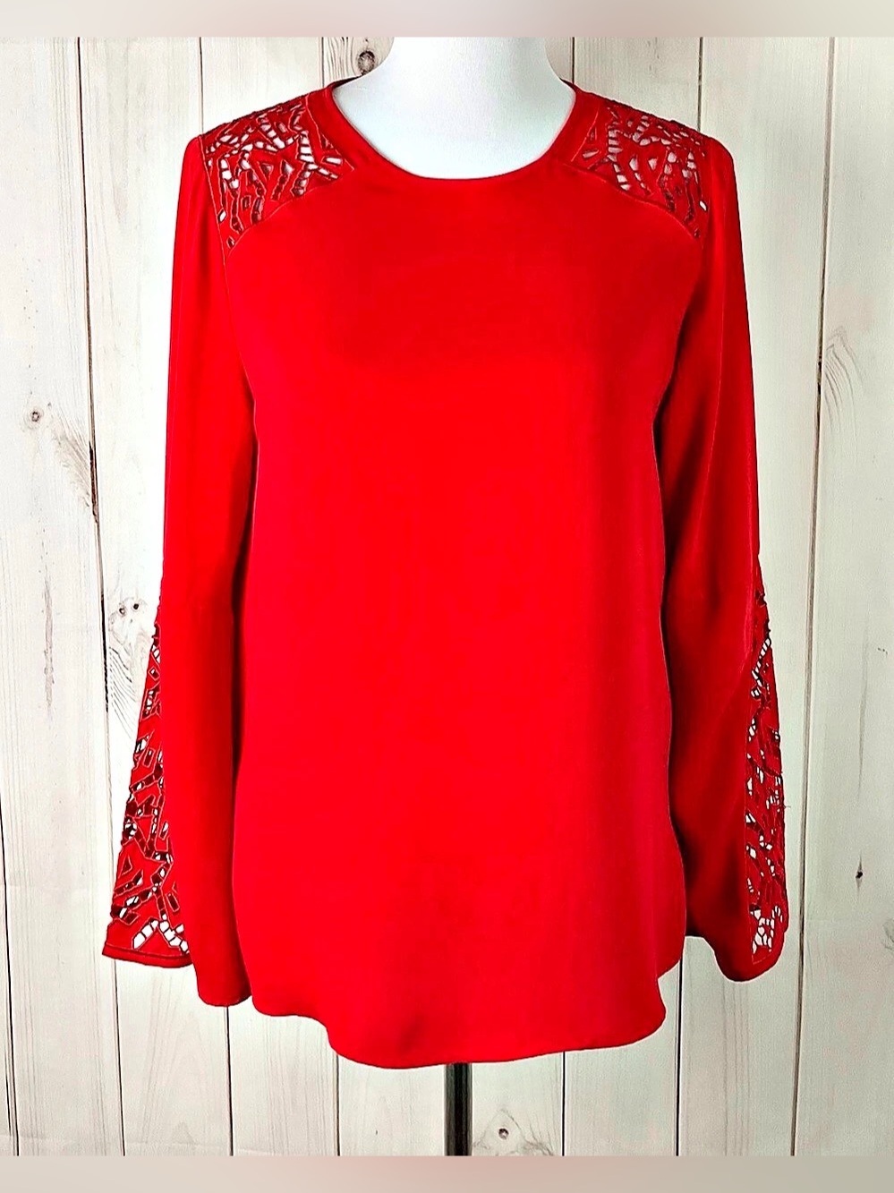 Chico’s Tunic Top Women's Size 0 (S/4) Red Bell Sleeve Cutout Lace Detail